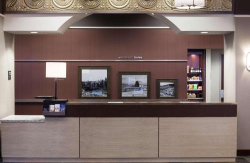 Boise Hotel | Hampton Inn & Suites Boise-Downtown