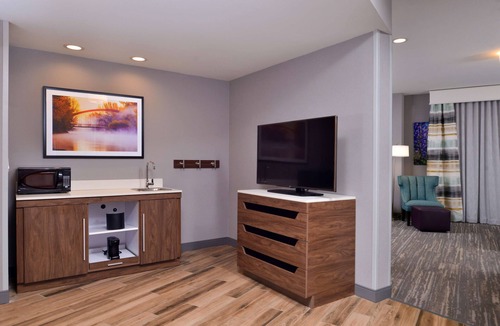 Southwest Ada County Alliance Hotel | Hampton Inn & Suites Boise/Spectrum
