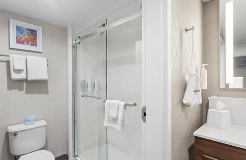 Bolingbrook Hotel | Hampton Inn & Suites Bolingbrook