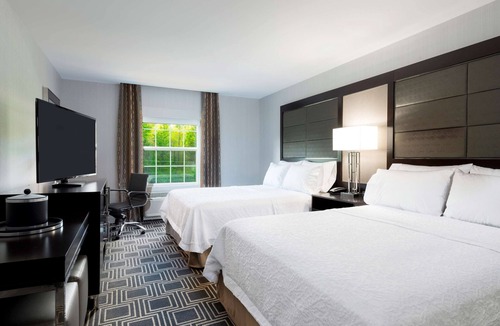 Martinsville Hotel | Hampton Inn & Suites Bridgewater