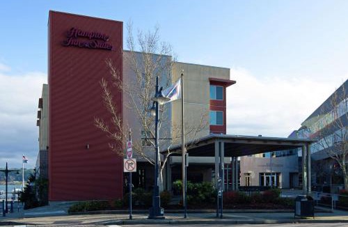 Bremerton Hotel | Hampton Inn & Suites Bremerton