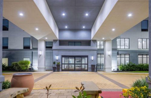 Brenham Hotel | Hampton Inn & Suites Brenham