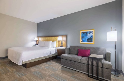 Brenham Hotel | Hampton Inn & Suites Brenham