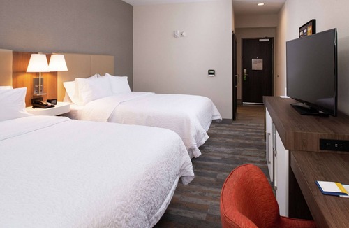 Buena Park Hotel | Hampton Inn & Suites Buena Park