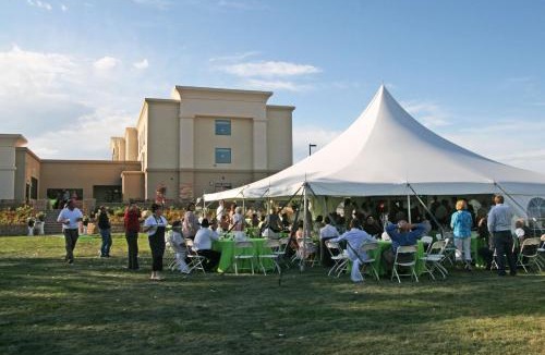 Buffalo Hotel | Hampton Inn & Suites Buffalo