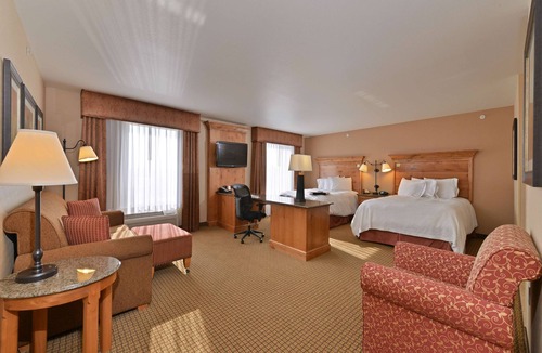 Buffalo Hotel | Hampton Inn & Suites Buffalo