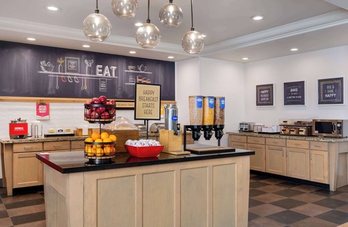Dodge City Hotel | Hampton Inn & Suites by Hilton Dodge City