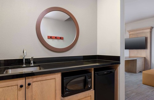 Dodge City Hotel | Hampton Inn & Suites by Hilton Dodge City