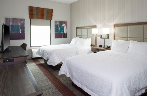Pittsburg Hotel | Hampton Inn & Suites by Hilton Pittsburg Kansas Crossing