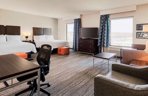 Dartmouth Hotel | Hampton Inn & Suites by Hilton Halifax - Dartmouth