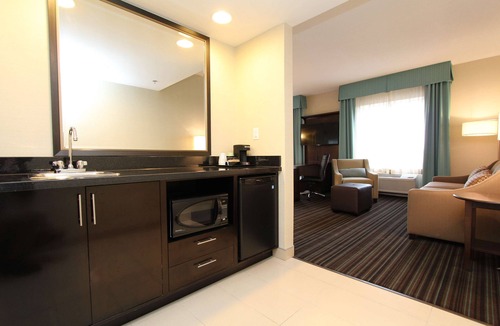 St. John's Hotel | Hampton Inn & Suites by Hilton St. John's Airport