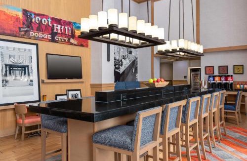 Dodge City Hotel | Hampton Inn & Suites by Hilton Dodge City Boot Hill Casino