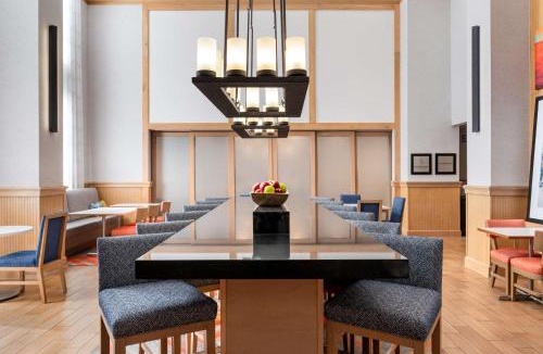 Dodge City Hotel | Hampton Inn & Suites by Hilton Dodge City Boot Hill Casino