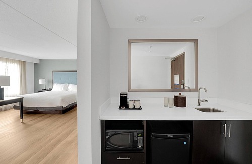 Unionville Hotel | Hampton Inn & Suites by Hilton Toronto Markham