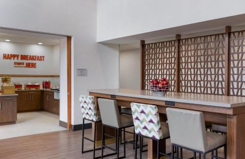 Windsor Hotel | Hampton Inn & Suites by Hilton Windsor
