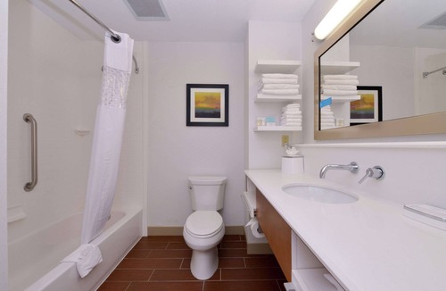 Lonoke Hotel | Hampton Inn & Suites by Hilton Lonoke
