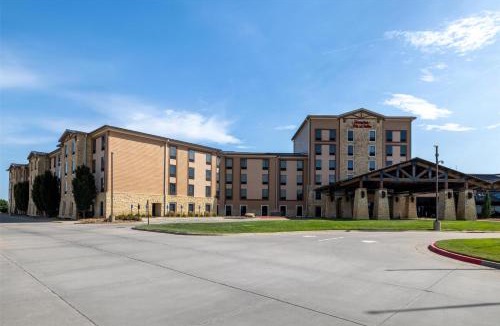 Peck Hotel | Hampton Inn & Suites by Hilton Mulvane at Kansas Star Casino