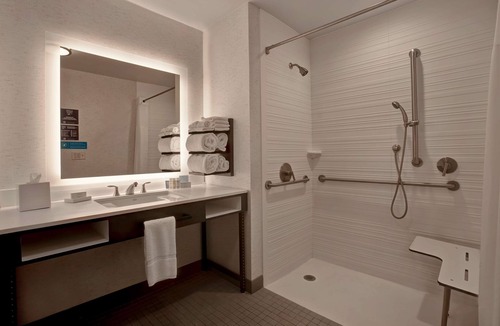 Main - Military Plaza Hotel | Hampton Inn & Suites by Hilton San Antonio Riverwalk