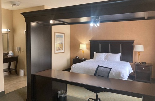Carlsbad Hotel | Hampton Inn & Suites Carlsbad