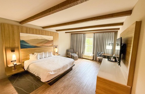 Sapphire Hotel | Hampton Inn & Suites Cashiers Sapphire Valley