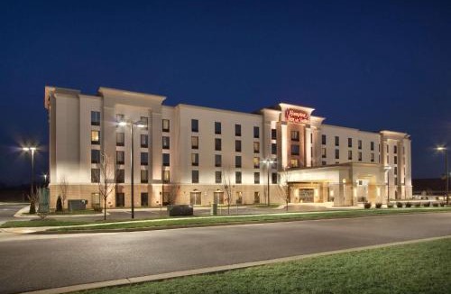 Charles Town Hotel | Hampton Inn & Suites Charles Town