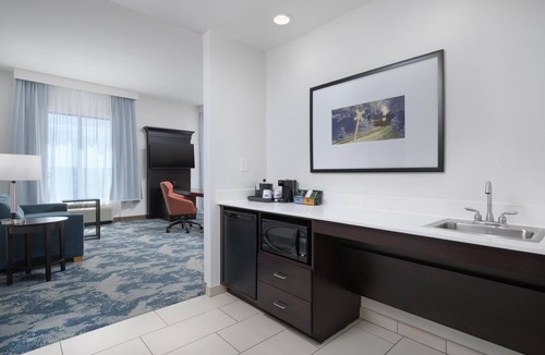 Twin Brook Hotel | Hampton Inn & Suites Chattanooga/Hamilton Place