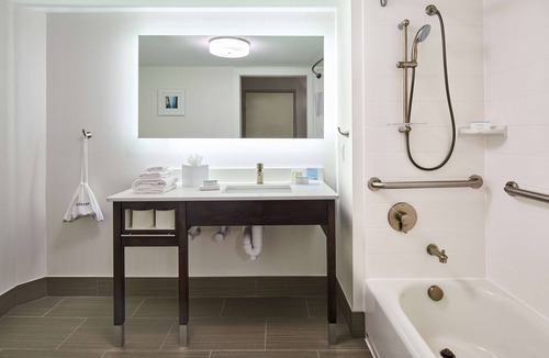 Chapel Hill Hotel | Hampton Inn & Suites Chapel Hill/Durham, Area