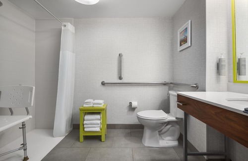 Arrowood Hotel | Hampton Inn & Suites Charlotte-Arrowood Rd.
