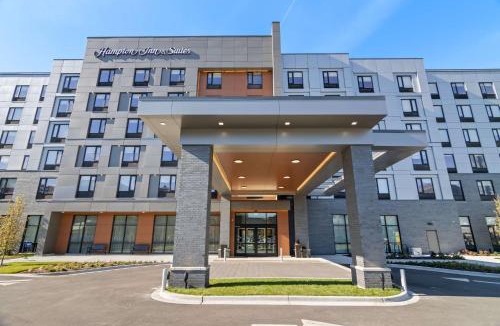 Illinois Medical District Hotel | Hampton Inn & Suites Chicago Medical District Uic