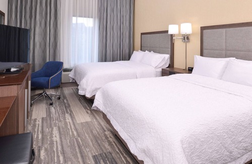 Mason Hotel | Hampton Inn & Suites Cincinnati-Mason