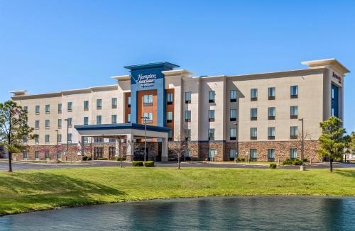 Claremore Hotel | Hampton Inn & Suites Claremore