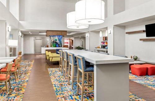 Central City Hotel | Hampton Inn & Suites Corpus Christi I-37 - Navigation Boulevard