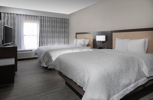 Concord Hotel | Hampton Inn & Suites Concord/Charlotte