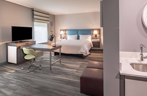 Plano Hotel | Hampton Inn & Suites Dallas/Plano Central