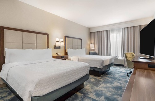 Plano Hotel | Hampton Inn & Suites Dallas/Plano-East