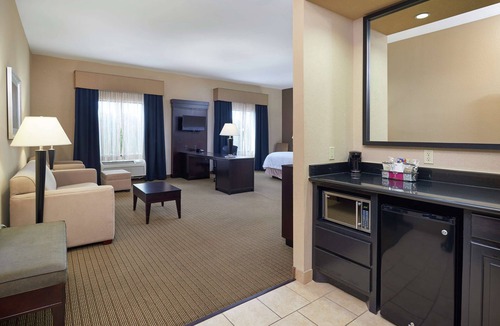 Decatur Hotel | Hampton Inn & Suites Decatur