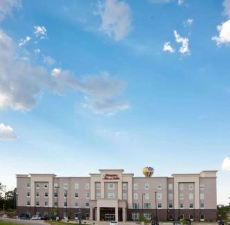 Denison Hotel | Hampton Inn & Suites Denison