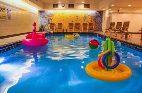 Uptown Hotel | Hampton Inn & Suites Denver-Downtown