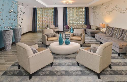 Court Avenue Entertainment District Hotel | Hampton Inn & Suites Des Moines Downtown