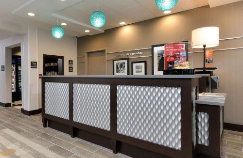 Court Avenue Entertainment District Hotel | Hampton Inn & Suites Des Moines Downtown