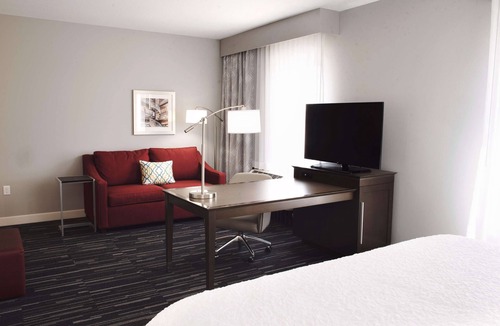 Urbandale Hotel | Hampton Inn & Suites Des Moines/Urbandale