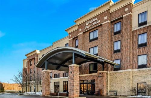 Canton Hotel | Hampton Inn & Suites Detroit-Canton