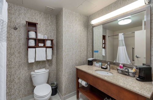 Owensboro Hotel | Hampton Inn & Suites Downtown Owensboro/Waterfront