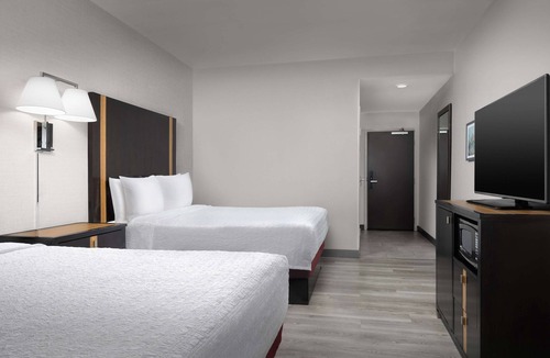Biggs Field Hotel | Hampton Inn & Suites El Paso/East