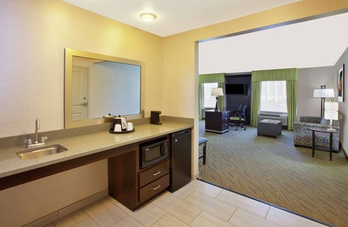 Elyria Hotel | Hampton Inn & Suites Elyria