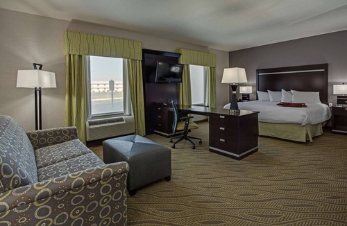Elyria Hotel | Hampton Inn & Suites Elyria