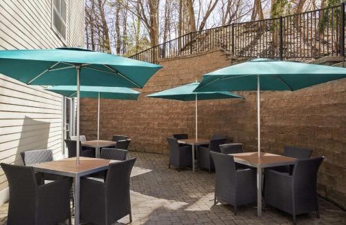 Exeter Hotel | Hampton Inn & Suites Exeter