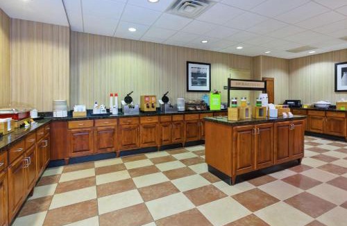 Exmore Hotel | Hampton Inn & Suites Exmore - Eastern Shore