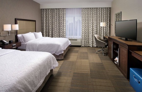 Falls Church Hotel | Hampton Inn & Suites Falls Church