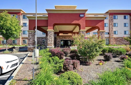 Folsom Hotel | Hampton Inn & Suites Folsom